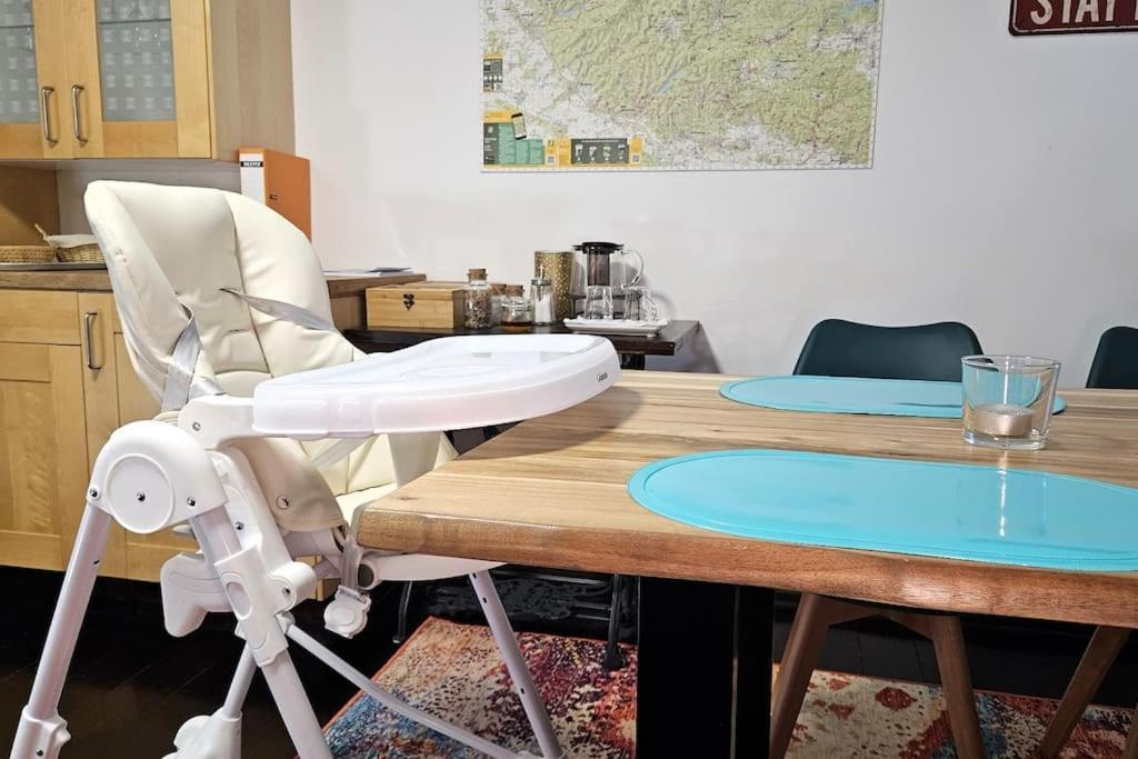 Stadt-Ferienwohnung Mit 55 M² Fuer 2 Erw. Personen Und Kind Bis 3 Jahren Bad Lauterberg Exteriör bild